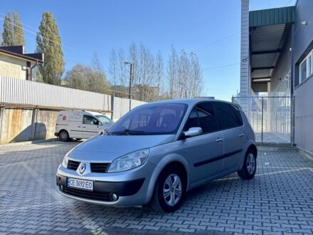 Серый Рено Сценик II, объемом двигателя 1.6 л и пробегом 230 тыс. км за 4750 $, фото 1 на Automoto.ua