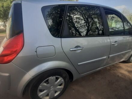 Серый Рено Сценик II, объемом двигателя 1.6 л и пробегом 231 тыс. км за 4700 $, фото 1 на Automoto.ua