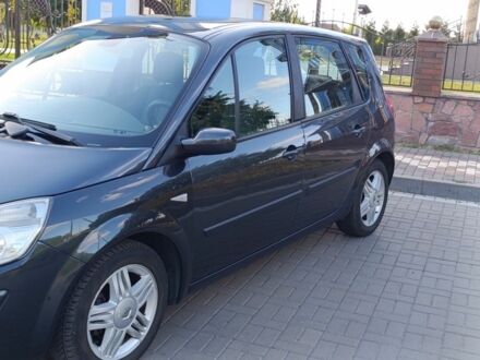 Рено Сценік II 2008 у Києві на Automoto.ua Сірий Рено Сценік II, об'ємом двигуна 2 л та пробігом 173 тис. км за 5750 $, фото 1 на Automoto.ua