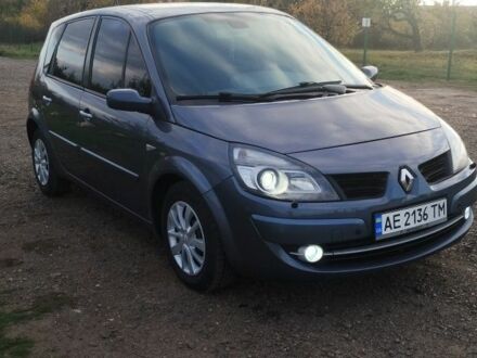 Рено Сценік II 2008 у Кривому Розі на Automoto.ua Сірий Рено Сценік II, об'ємом двигуна 1.6 л та пробігом 182 тис. км за 6700 $, фото 1 на Automoto.ua