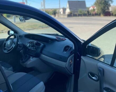 Синий Рено Сценик II, объемом двигателя 1.6 л и пробегом 290 тыс. км за 3929 $, фото 3 на Automoto.ua