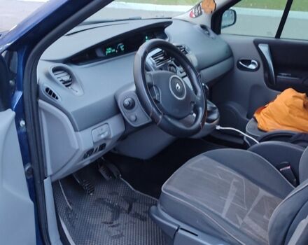 Рено Сценик II 2003 в Харькове на Automoto.ua Синий Рено Сценик II, объемом двигателя 1.6 л и пробегом 210 тыс. км за 4770 $, фото 4 на Automoto.ua