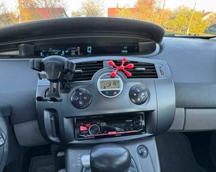 Синий Рено Сценик II, объемом двигателя 1.6 л и пробегом 200 тыс. км за 5600 $, фото 5 на Automoto.ua