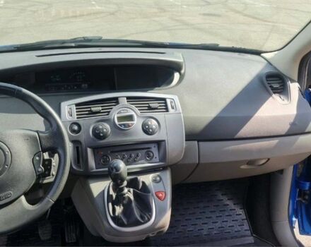 Рено Сценік II 2005 у Буче на Automoto.ua Синій Рено Сценік II, об'ємом двигуна 2 л та пробігом 262 тис. км за 4800 $, фото 5 на Automoto.ua