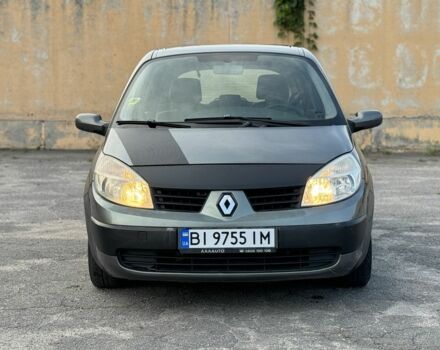 Зелений Рено Сценік II, об'ємом двигуна 1.5 л та пробігом 300 тис. км за 3599 $, фото 4 на Automoto.ua