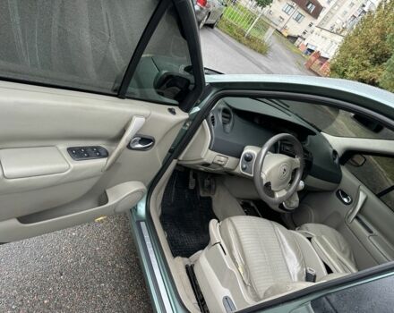 Рено Сценик II 2006 в Луцке на Automoto.ua Зеленый Рено Сценик II, объемом двигателя 1.5 л и пробегом 380 тыс. км за 4000 $, фото 4 на Automoto.ua