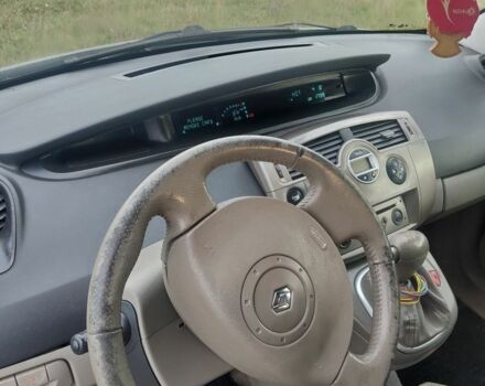 Зеленый Рено Сценик II, объемом двигателя 2 л и пробегом 258 тыс. км за 4800 $, фото 9 на Automoto.ua