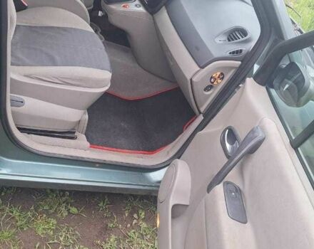 Зеленый Рено Сценик II, объемом двигателя 1.6 л и пробегом 260 тыс. км за 5000 $, фото 3 на Automoto.ua