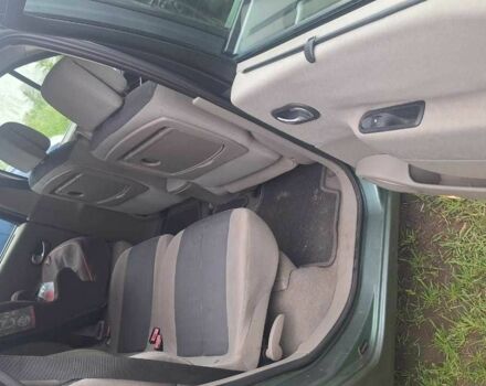 Зеленый Рено Сценик II, объемом двигателя 1.6 л и пробегом 260 тыс. км за 5000 $, фото 4 на Automoto.ua