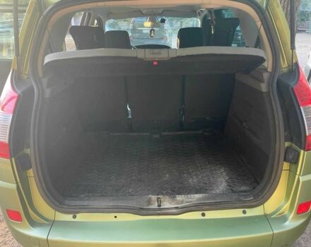 Зелений Рено Сценік II, об'ємом двигуна 2 л та пробігом 282 тис. км за 4000 $, фото 4 на Automoto.ua