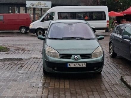 Рено Сценік II 2003 у Івано-Франківську на Automoto.ua Зелений Рено Сценік II, об'ємом двигуна 1.9 л та пробігом 165 тис. км за 4050 $, фото 1 на Automoto.ua