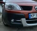 Оранжевый Рено Сценик II, объемом двигателя 2 л и пробегом 171 тыс. км за 6250 $, фото 4 на Automoto.ua