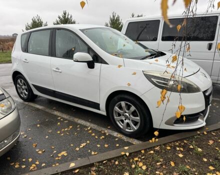 Белый Рено Сценик III, объемом двигателя 1.5 л и пробегом 295 тыс. км за 5750 $, фото 2 на Automoto.ua