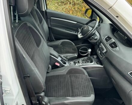 Білий Рено Сценік III, об'ємом двигуна 1.6 л та пробігом 211 тис. км за 9200 $, фото 12 на Automoto.ua