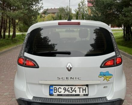 Белый Рено Сценик III, объемом двигателя 1.5 л и пробегом 289 тыс. км за 6300 $, фото 3 на Automoto.ua