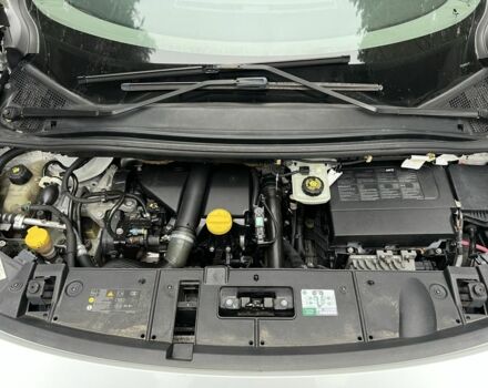 Белый Рено Сценик III, объемом двигателя 1.5 л и пробегом 289 тыс. км за 6300 $, фото 5 на Automoto.ua