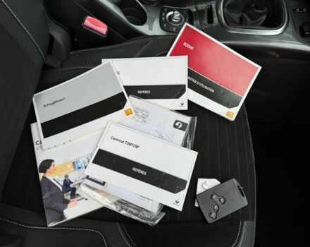 Білий Рено Сценік III, об'ємом двигуна 1.6 л та пробігом 211 тис. км за 9200 $, фото 23 на Automoto.ua