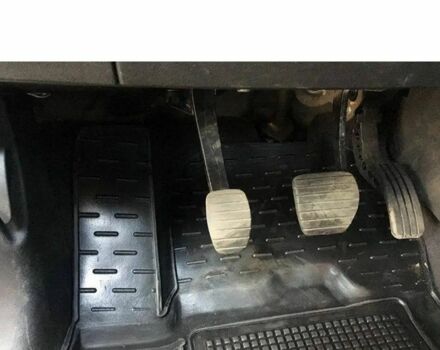 Рено Сценик III 2016 в Кривом Роге на Automoto.ua Белый Рено Сценик III, объемом двигателя 1 л и пробегом 205 тыс. км за 9940 $, фото 6 на Automoto.ua