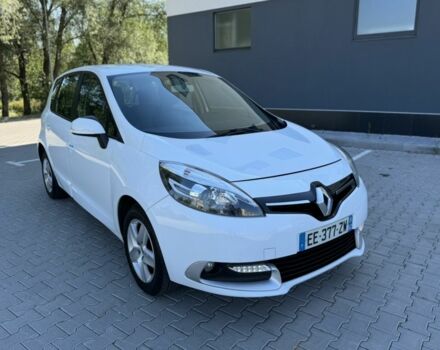 Рено Сценик III 2016 в Кривом Роге на Automoto.ua Белый Рено Сценик III, объемом двигателя 1 л и пробегом 205 тыс. км за 9940 $, фото 1 на Automoto.ua