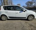 Белый Рено Сценик III, объемом двигателя 1.5 л и пробегом 240 тыс. км за 6200 $, фото 4 на Automoto.ua