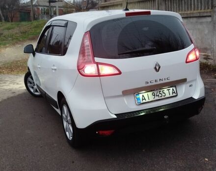 Белый Рено Сценик III, объемом двигателя 1.5 л и пробегом 312 тыс. км за 5900 $, фото 7 на Automoto.ua