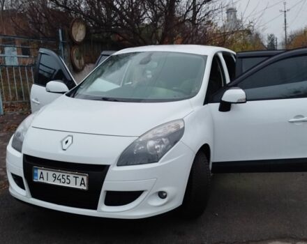 Белый Рено Сценик III, объемом двигателя 1.5 л и пробегом 312 тыс. км за 5900 $, фото 3 на Automoto.ua