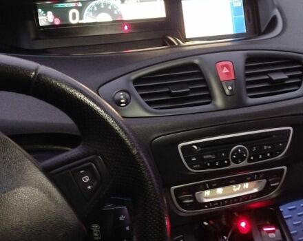 Белый Рено Сценик III, объемом двигателя 1.5 л и пробегом 312 тыс. км за 5900 $, фото 6 на Automoto.ua