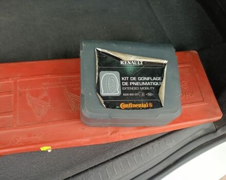 Белый Рено Сценик III, объемом двигателя 1.5 л и пробегом 288 тыс. км за 5800 $, фото 19 на Automoto.ua