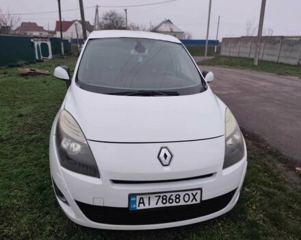 Білий Рено Сценік III, об'ємом двигуна 1.6 л та пробігом 260 тис. км за 7100 $, фото 3 на Automoto.ua