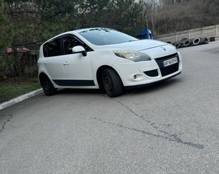 Белый Рено Сценик III, объемом двигателя 1.5 л и пробегом 280 тыс. км за 4650 $, фото 1 на Automoto.ua