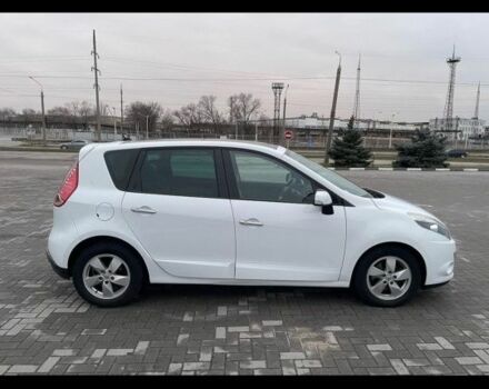 Белый Рено Сценик III, объемом двигателя 1.6 л и пробегом 212 тыс. км за 7500 $, фото 7 на Automoto.ua