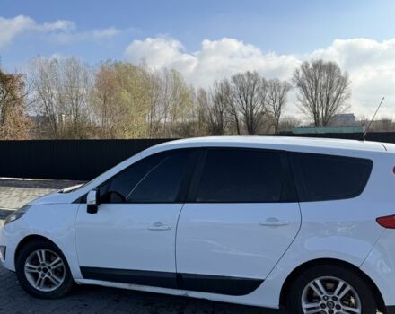 Белый Рено Сценик III, объемом двигателя 1.5 л и пробегом 390 тыс. км за 4900 $, фото 1 на Automoto.ua