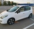 Рено Сценик III 2011 в Киеве на Automoto.ua Белый Рено Сценик III, объемом двигателя 1.9 л и пробегом 244 тыс. км за 7300 $, фото 5 на Automoto.ua