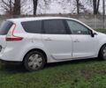 Білий Рено Сценік III, об'ємом двигуна 1.6 л та пробігом 260 тис. км за 7100 $, фото 12 на Automoto.ua