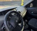 Белый Рено Сценик III, объемом двигателя 1.5 л и пробегом 390 тыс. км за 4900 $, фото 5 на Automoto.ua