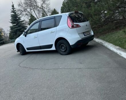 Белый Рено Сценик III, объемом двигателя 1.5 л и пробегом 280 тыс. км за 4650 $, фото 3 на Automoto.ua