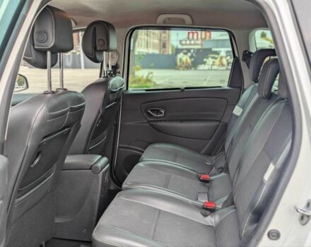 Білий Рено Сценік III, об'ємом двигуна 1.5 л та пробігом 280 тис. км за 8500 $, фото 13 на Automoto.ua