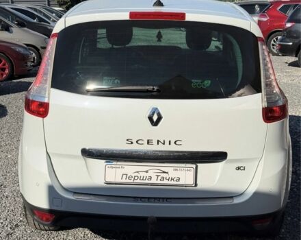 Белый Рено Сценик III, объемом двигателя 1.6 л и пробегом 211 тыс. км за 8700 $, фото 4 на Automoto.ua