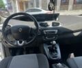 Белый Рено Сценик III, объемом двигателя 1.5 л и пробегом 355 тыс. км за 7950 $, фото 20 на Automoto.ua