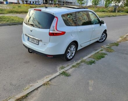 Белый Рено Сценик III, объемом двигателя 1.6 л и пробегом 262 тыс. км за 9300 $, фото 7 на Automoto.ua