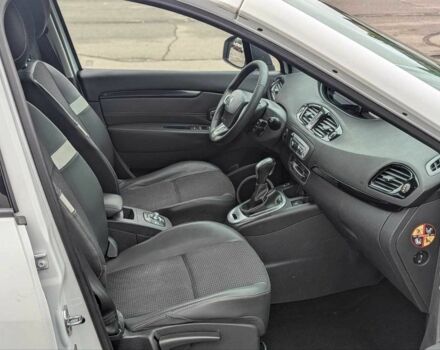 Білий Рено Сценік III, об'ємом двигуна 1.5 л та пробігом 280 тис. км за 8500 $, фото 19 на Automoto.ua