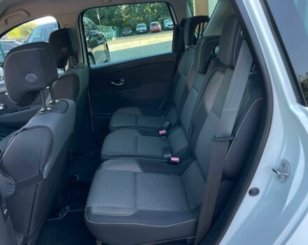 Белый Рено Сценик III, объемом двигателя 1.5 л и пробегом 185 тыс. км за 10199 $, фото 8 на Automoto.ua