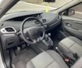 Белый Рено Сценик III, объемом двигателя 1.5 л и пробегом 188 тыс. км за 7800 $, фото 13 на Automoto.ua