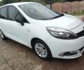 Білий Рено Сценік III, об'ємом двигуна 1.5 л та пробігом 202 тис. км за 8300 $, фото 2 на Automoto.ua