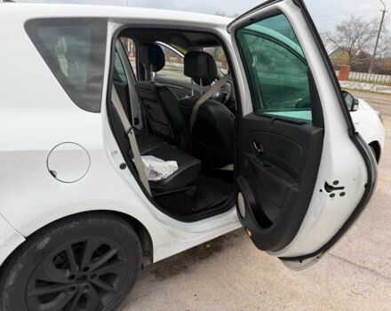 Білий Рено Сценік III, об'ємом двигуна 1.5 л та пробігом 265 тис. км за 6499 $, фото 11 на Automoto.ua