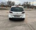 Білий Рено Сценік III, об'ємом двигуна 1.5 л та пробігом 265 тис. км за 6499 $, фото 4 на Automoto.ua