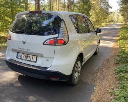 Белый Рено Сценик III, объемом двигателя 1.5 л и пробегом 234 тыс. км за 7000 $, фото 2 на Automoto.ua