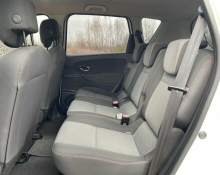 Белый Рено Сценик III, объемом двигателя 1.5 л и пробегом 188 тыс. км за 7800 $, фото 15 на Automoto.ua