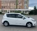 Белый Рено Сценик III, объемом двигателя 0 л и пробегом 325 тыс. км за 9300 $, фото 3 на Automoto.ua