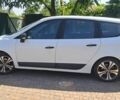 Белый Рено Сценик III, объемом двигателя 1.5 л и пробегом 370 тыс. км за 5999 $, фото 2 на Automoto.ua